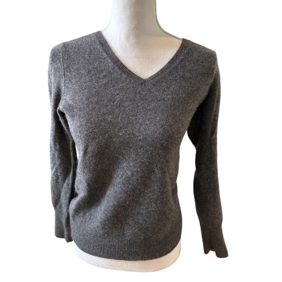 Halogen Nordstrom charcoal gray cashmere v neck sweater S - Picture 1 of 6